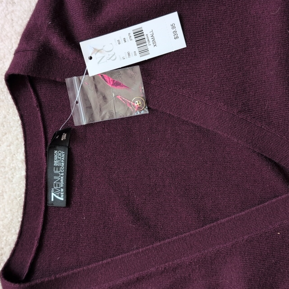 NWT New York & Company Burgundy Cardigan And Cami Set XS - Picture 3 of 5